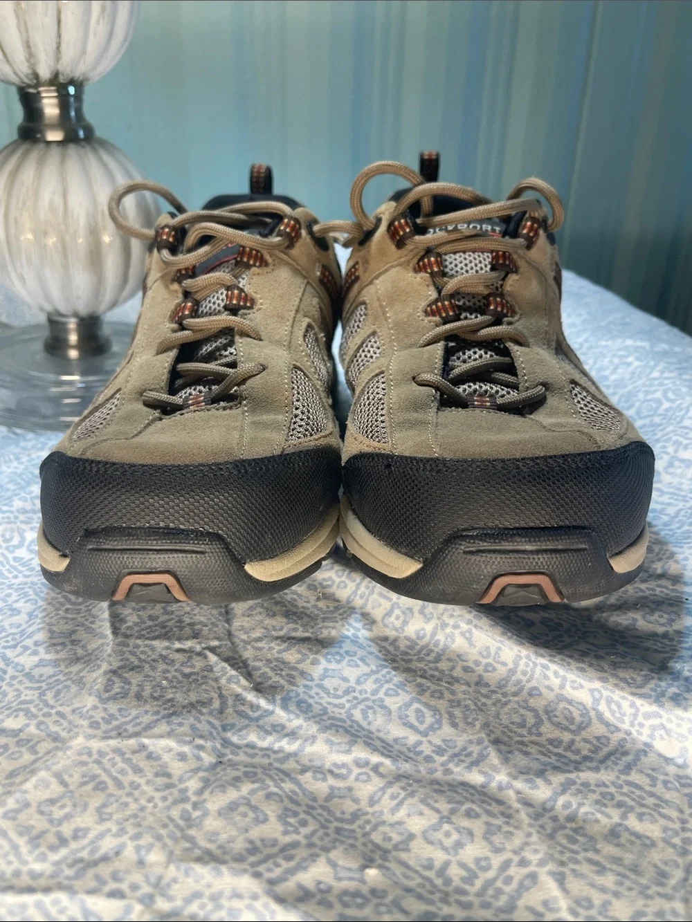 Rockport XCS Men's Tan and Black Athletic Walking Shoes EUC Size 10.5